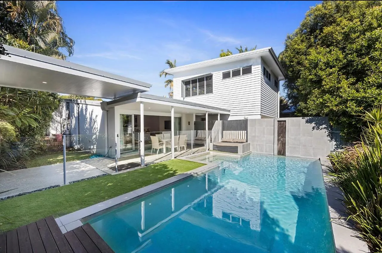 Apartment The Noosa Loft - Private, Close To Everything!